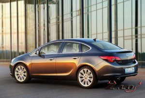 Компания Opel представила новую Astra седан